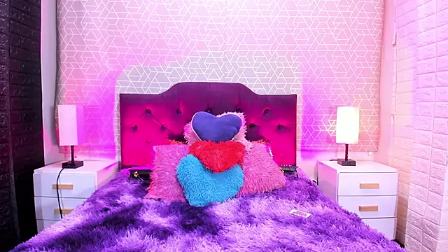 SofiiaCutee online show from June 27, 2026, 2:50 am