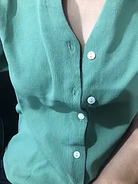 Snapshot of Rajukummr chatting on April 6, 2026, 10:05 am Rajukummr online show from April 6, 2026, 10:05 am