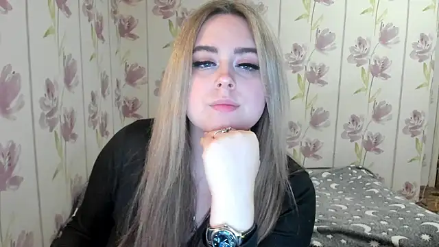Snapshot of Agathameoww chatting on May 16, 2026, 9:36 pm Agathameoww online show from May 16, 2026, 9:36 pm