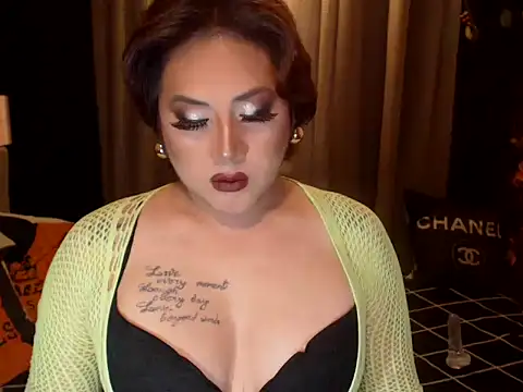 Snapshot of YourMistressAggy chatting on May 12, 2026, 8:59 pm YourMistressAggy online show from May 12, 2026, 8:59 pm