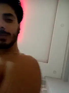 Snapshot of Enes-J chatting on March 21, 2026, 12:12 am Enes-J online show from March 21, 2026, 12:12 am