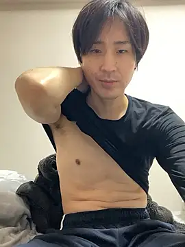 Snapshot of youta200 chatting on April 19, 2026, 1:34 pm youta200 online show from April 19, 2026, 1:34 pm