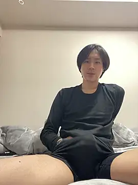 Snapshot of youta200 chatting on April 18, 2026, 2:36 am youta200 online show from April 18, 2026, 2:36 am