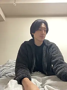 Snapshot of youta200 chatting on April 14, 2026, 9:58 am youta200 online show from April 14, 2026, 9:58 am