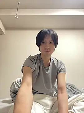 Snapshot of youta200 chatting on April 9, 2026, 6:36 pm youta200 online show from April 9, 2026, 6:36 pm