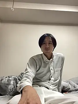 Snapshot of youta200 chatting on April 8, 2026, 10:39 am youta200 online show from April 8, 2026, 10:39 am