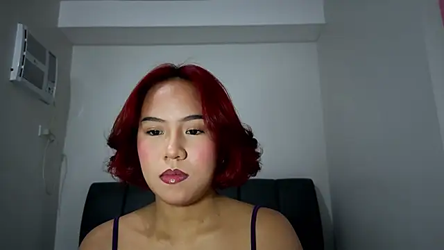 misscutee online show from April 23, 2026, 1:02 pm