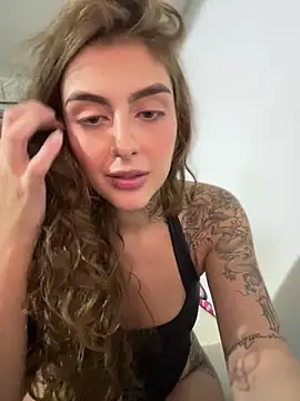 miiabellovic online show from April 15, 2026, 5:17 pm