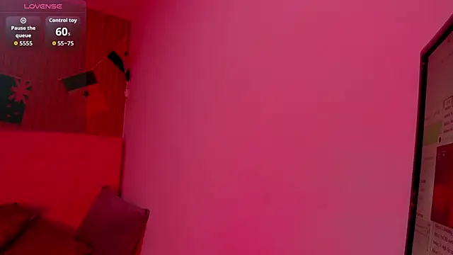 Snapshot of luna_lat chatting on June 23, 2026, 12:25 pm luna lat online show from June 23, 2026, 12:25 pm