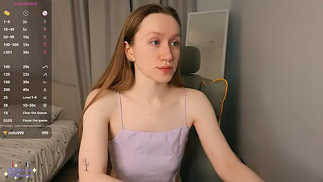 Snapshot of mowalova chatting on June 20, 2026, 5:45 am mowalova online show from June 20, 2026, 5:45 am