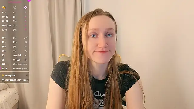 Snapshot of mowalova chatting on July 31, 2026, 5:18 am mowalova online show from July 31, 2026, 5:18 am