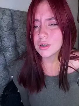 Snapshot of Mia_berris chatting on March 25, 2026, 12:15 pm Mia berris online show from March 25, 2026, 12:15 pm