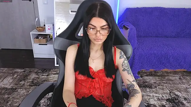 AnacondaOnn online show from April 19, 2026, 7:42 am