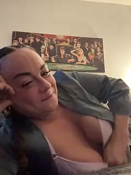 PrettyLittleCee online show from March 25, 2026, 10:19 pm