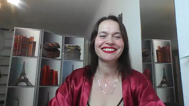 Selena Moo online show from July 1, 2026, 8:25 am