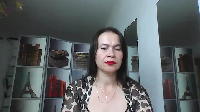 Selena Moo online show from July 24, 2026, 7:48 am