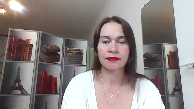 Snapshot of Selena_Moo chatting on June 1, 2026, 1:22 pm Selena Moo online show from June 1, 2026, 1:22 pm