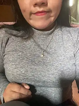 Snapshot of Annaxyz chatting on March 22, 2026, 7:32 am Annaxyz online show from March 22, 2026, 7:32 am