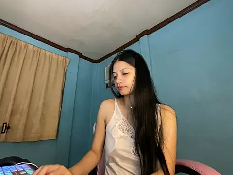 Snapshot of pinay_kitty23 chatting on June 23, 2026, 7:06 am pinay kitty23 online show from June 23, 2026, 7:06 am