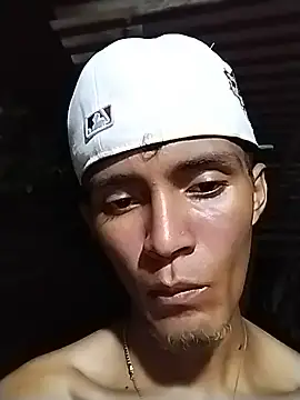 spittermasterpig1 online show from July 15, 2026, 4:52 am