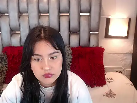 Sofiia Vega  online show from April 18, 2026, 11:45 am