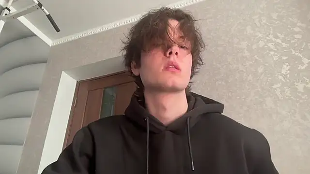 tomasdickpick online show from April 21, 2026, 7:26 am