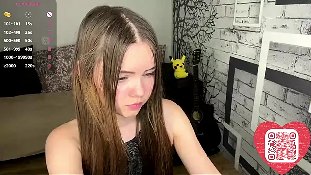 Snapshot of ElmiraDabato chatting on July 17, 2026, 6:05 pm ElmiraDabato online show from July 17, 2026, 6:05 pm