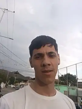 Hotsmale online show from April 20, 2026, 9:49 pm