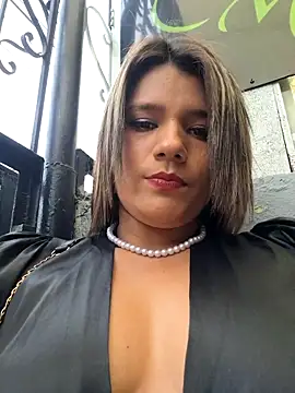 leonela 16 online show from March 24, 2026, 6:08 pm