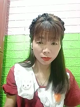 AmyLinee01 online show from July 3, 2026, 10:05 pm