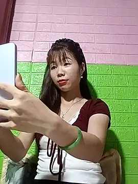 AmyLinee01 online show from June 3, 2026, 11:22 am