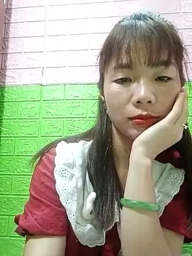 AmyLinee01 online show from July 11, 2026, 12:11 am