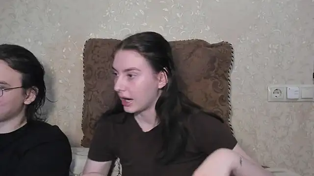 Snapshot of muuur_love231 chatting on March 24, 2026, 9:09 am muuur love231 online show from March 24, 2026, 9:09 am