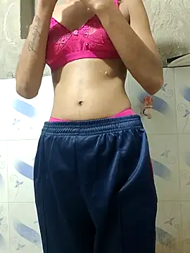 Curvy Amyra online show from July 6, 2026, 3:57 am