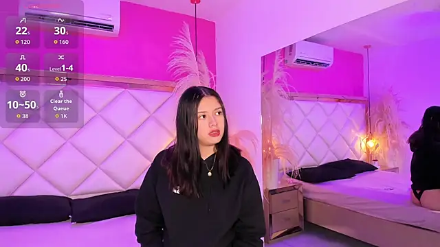 Snapshot of DaniandCute chatting on March 25, 2026, 6:24 am DaniandCute online show from March 25, 2026, 6:24 am