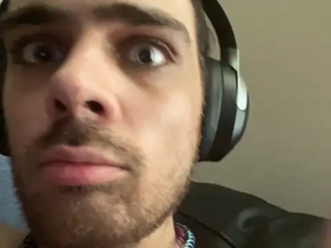 HungPupNyx online show from April 21, 2026, 7:31 pm