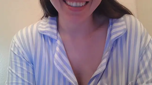 mery lou20252 online show from June 15, 2026, 6:51 pm