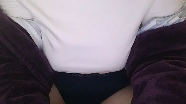 Snapshot of mery_lou20252 chatting on March 28, 2026, 11:33 am mery lou20252 online show from March 28, 2026, 11:33 am