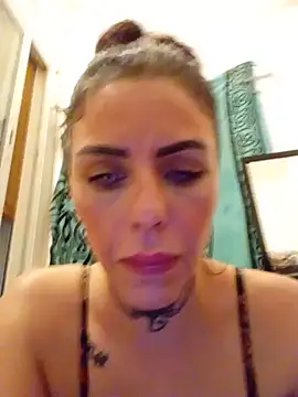 chiquitilla41 online show from May 30, 2026, 5:03 am