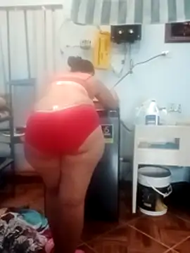 Snapshot of sexymomsn chatting on June 3, 2026, 1:23 pm sexymomsn online show from June 3, 2026, 1:23 pm