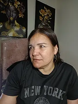 Snapshot of Zuleyka_69 chatting on June 11, 2026, 10:18 pm Zuleyka 69 online show from June 11, 2026, 10:18 pm