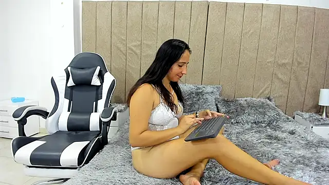 macarena sex05 online show from March 24, 2026, 3:17 am