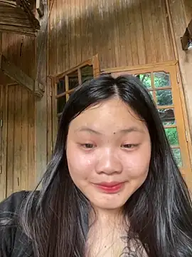 em-cute online show from March 30, 2026, 10:17 am