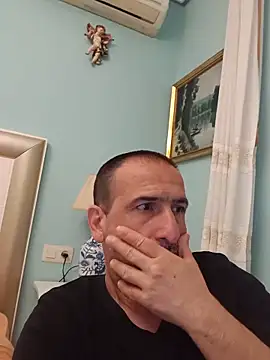 DanTrov79 online show from May 14, 2026, 8:11 am