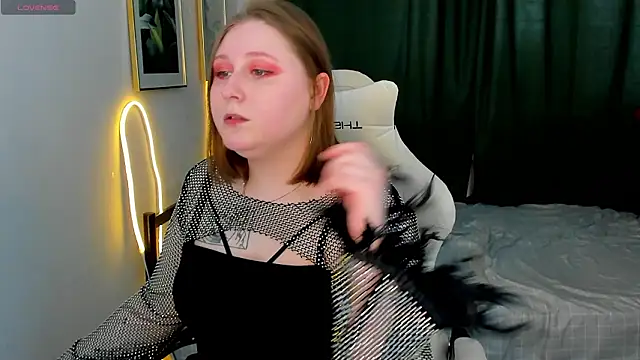 Snapshot of KatieGarsiaa chatting on March 23, 2026, 10:04 am KatieGarsiaa online show from March 23, 2026, 10:04 am