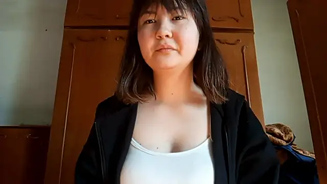 Snapshot of ayavexy chatting on March 26, 2026, 8:01 am ayavexy online show from March 26, 2026, 8:01 am