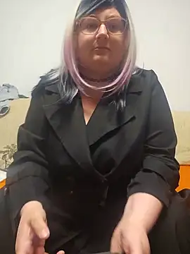 xXLunaBlissXx online show from May 24, 2026, 7:36 pm