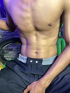 tukangcoli31 online show from April 17, 2026, 12:35 am