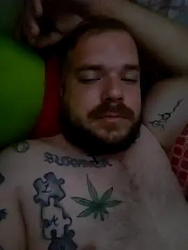 Snapshot of OGpuppetdaddy chatting on April 3, 2026, 1:34 am OGpuppetdaddy online show from April 3, 2026, 1:34 am