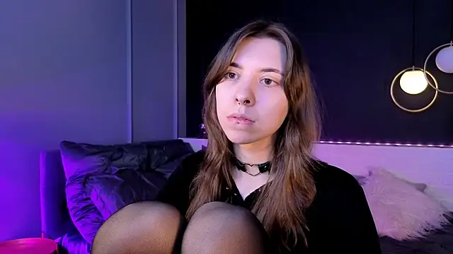 Camilla Evers online show from July 8, 2026, 6:58 am